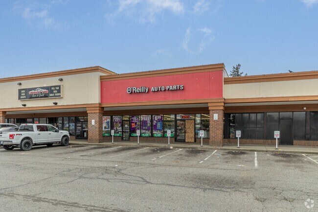 Near Summit Puyallup is a retail core with lots of shops such as O'Reilly Auto Parts.