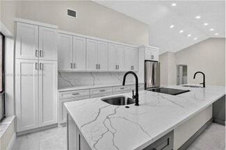 9581 El Clair Ranch Rd, Boynton Beach, FL 33437