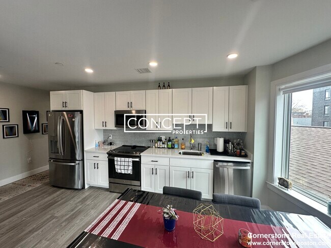 190 Old Colony Ave unit 301B, Boston, MA 02127 - photo 2