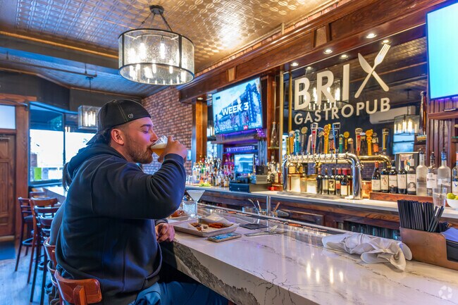 Along U.S. Route 9W, Brix Gastropub serves fresh seafood with a twist in Marlborough.