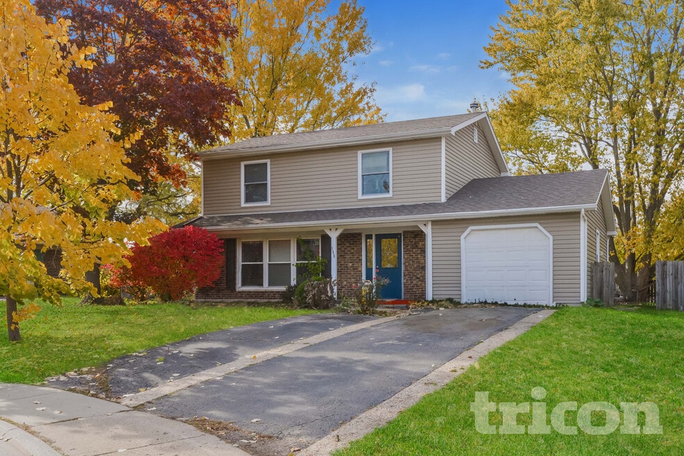 155 Ramblewood Ln, Lake Zurich, IL 60047 - photo 1