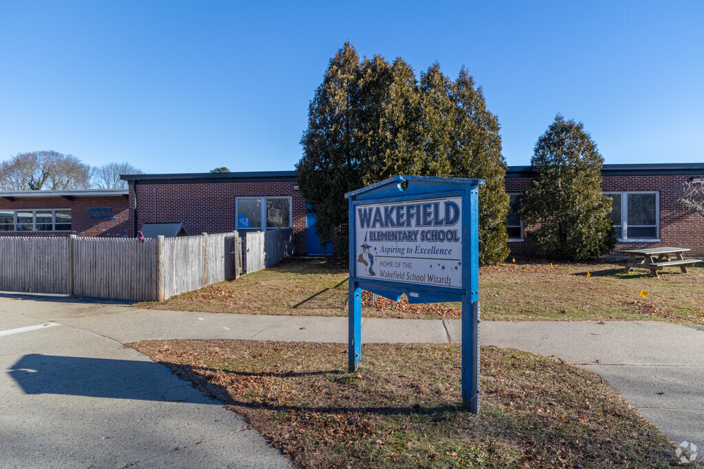 Signage at Wakefield Elementary School in South Kingstown, RI.