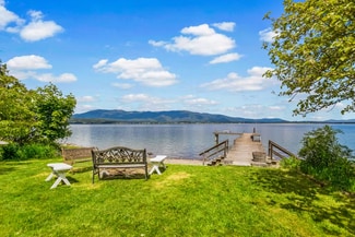 263 Lakeshore Dr, Sagle, ID 83860