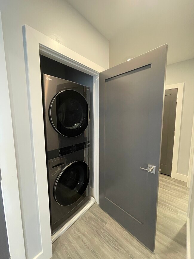 367 Western Ave unit 301, Boston, MA 02135 - photo 6