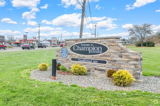 Residents enjoy many retail and restaurant options in Champion Heights.