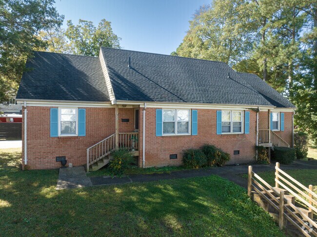 Downtown Suffolk offers a wide variety of homes styles, including bungalow-style units.