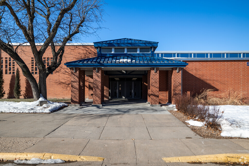 Younger students may attend Soderstrom Elementary.
