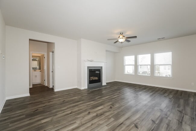 780 Sara Mdw Rd, Loganville, GA 30052 - photo 4