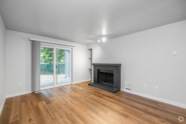 Westvue Apartments, Woodinville, WA 98072 - photo 2