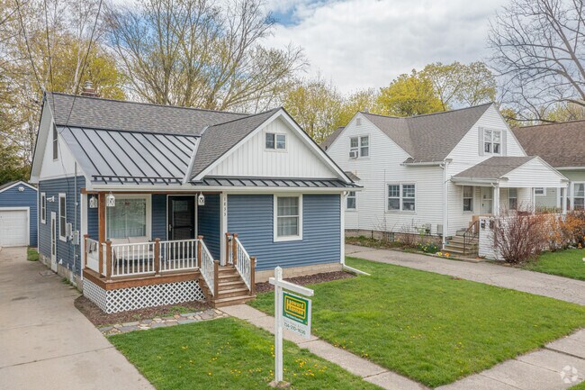 Cozy homes located on Beal Avenue in the Moores Park neighborhood