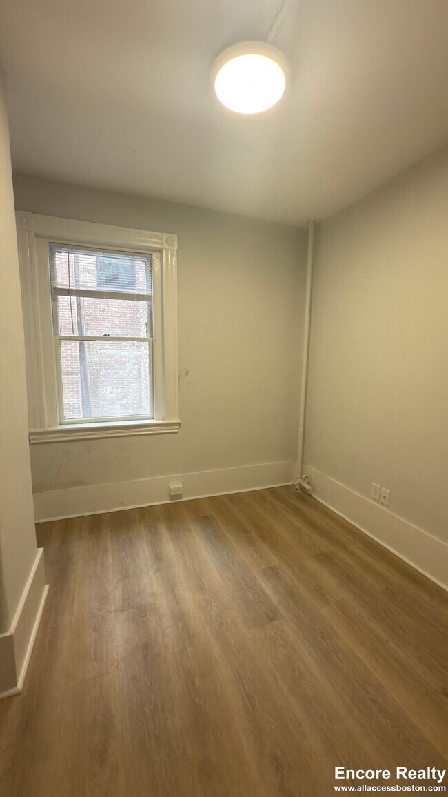 50 Joy St unit 2, Boston, MA 02114 - photo 7