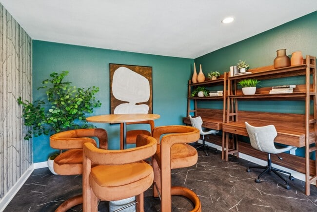 Overlook at the Willamette, Milwaukie, OR 97222 - photo 6