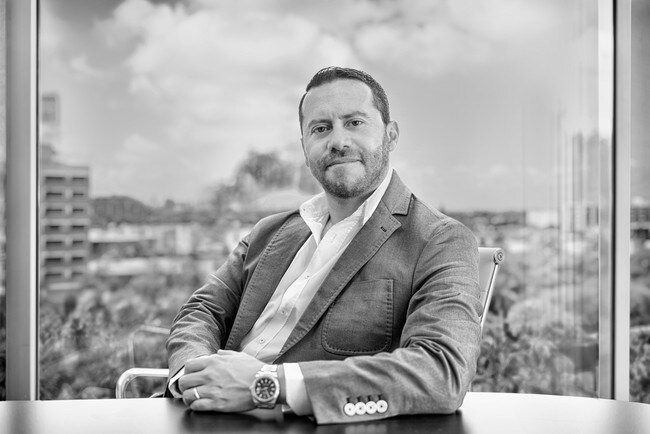 Agent Photo