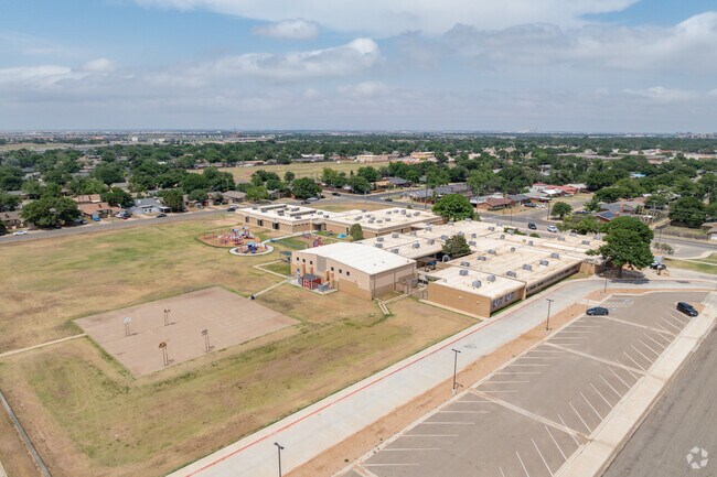 Hardwick Elementary School is a wonderful place to send your students.