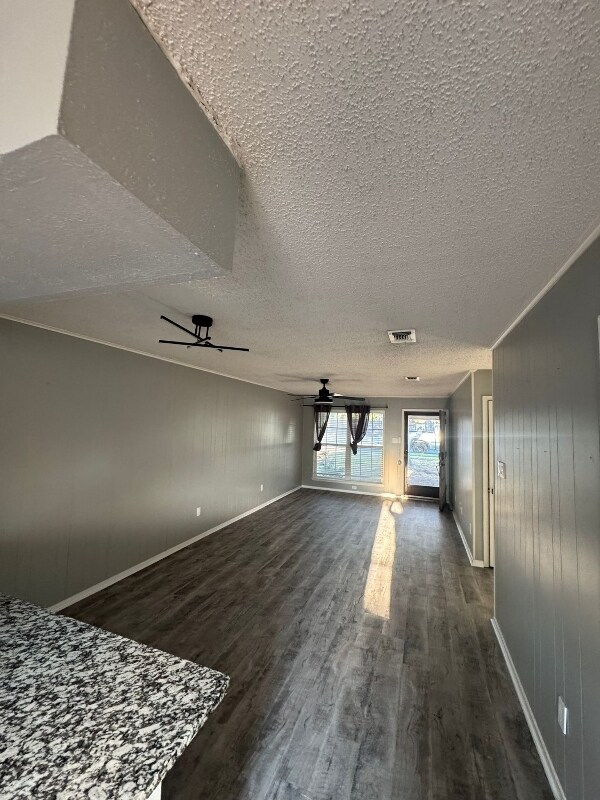 2304 Westchester Dr unit B, Pantego, TX 76015 - photo 6