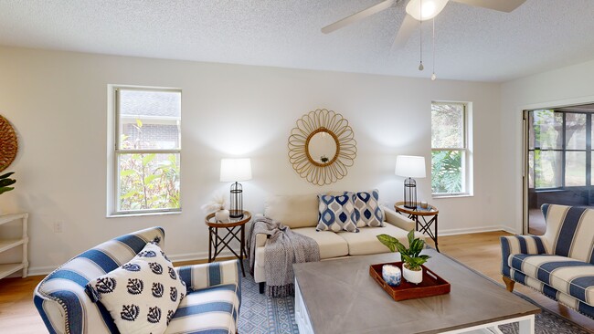 13706 Wm Davis Pkwy W, Jacksonville, FL 32224 - photo 3