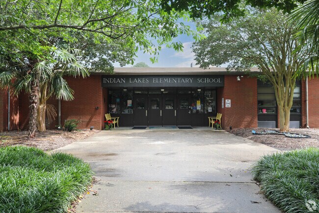 Indian Lakes Elementary School serves around 600 preschool and elementary school-aged students.