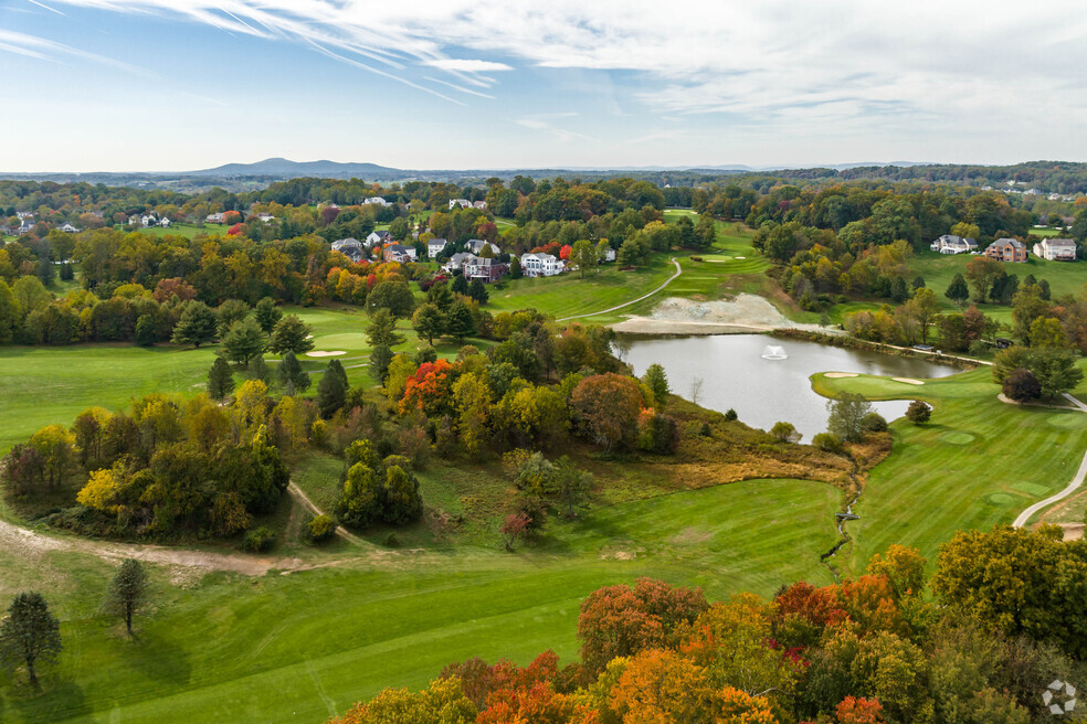 Neighborhood_Holly Hills_Final_111323