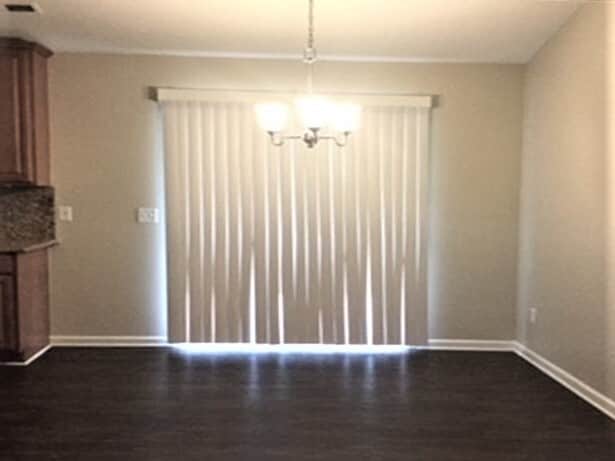 135 Crescent Creek Ct, Greenville, SC 29605 - photo 3