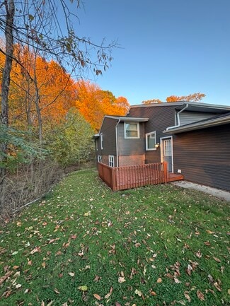 4123 Regentview St NE, Canton, OH 44705