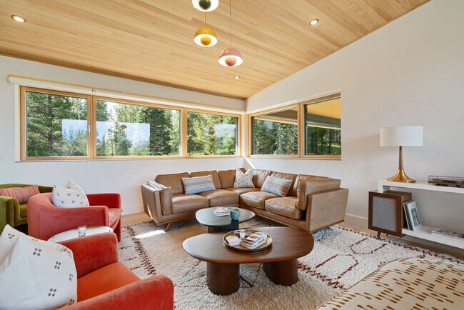 730 Solitude Ln unit ID1309471P, Bozeman, MT 59715 - photo 2