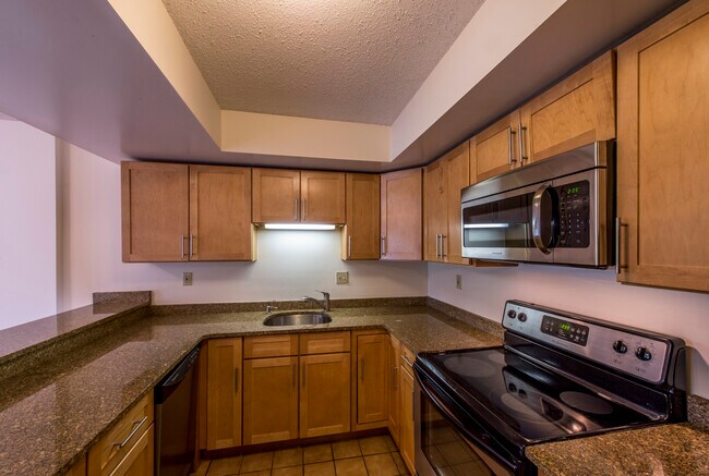 325 Franklin St unit 308, Cambridge, MA 02139 - photo 6