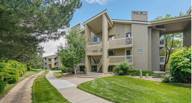 60 S Boulder Cir unit 6025, Boulder, CO 80303 - photo 2