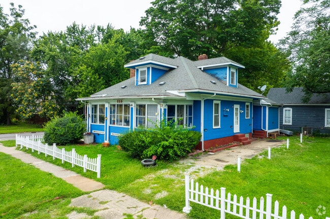 Homes in Vinegar Hill are eye-catching and unique.