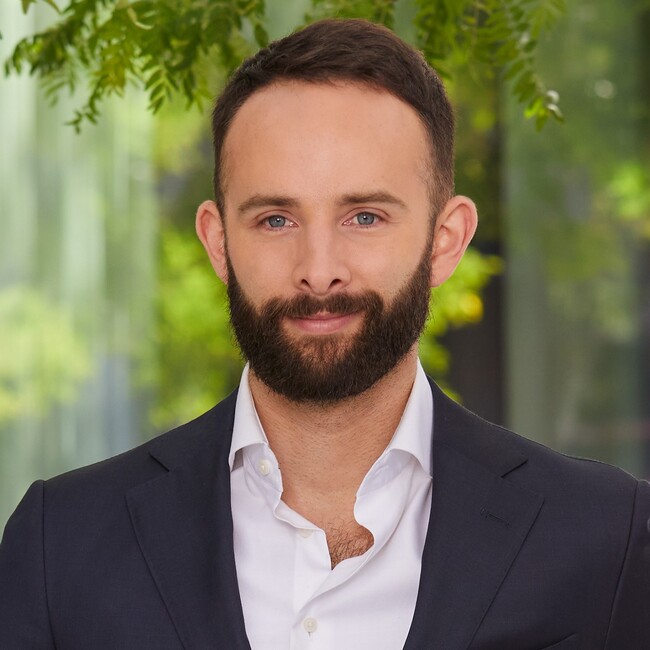Agent Photo
