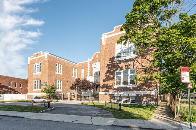 Peninsula Preparatory Academy Charter School serves PK through 5 graders in Far Rockaway.