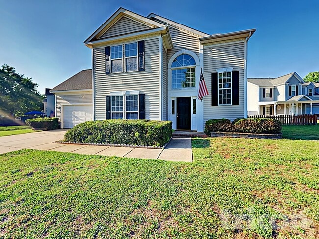 5126 Timbertop Ln, Charlotte, NC 28215 - photo 2