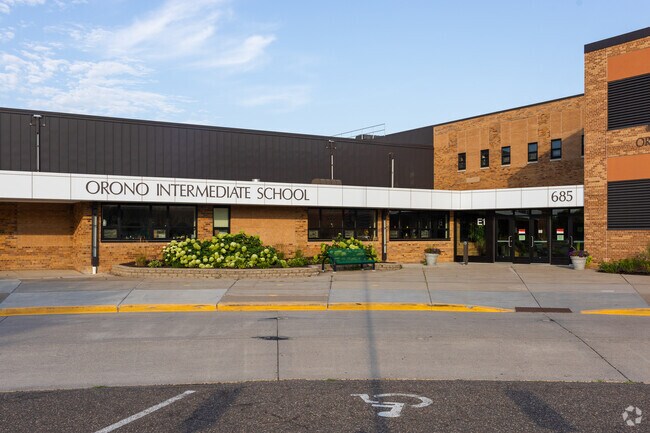 Orono Intermediate Elementary School located in the Orono neighborhood of Minneapolis.