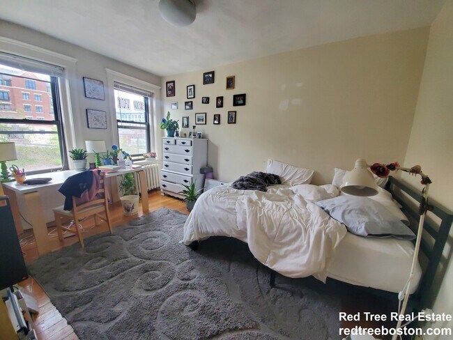 1474 Commonwealth Ave unit 2, Brighton, MA 02135 - photo 4