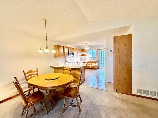 495 S 51st St, West Des Moines, IA 50265 - photo 4