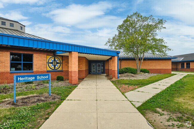 Heritage School serves grades 4 and 5 in Saline.  It has an A rating on Niche.