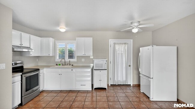 15431 N 23rd St, Phoenix, AZ 85022 - photo 3