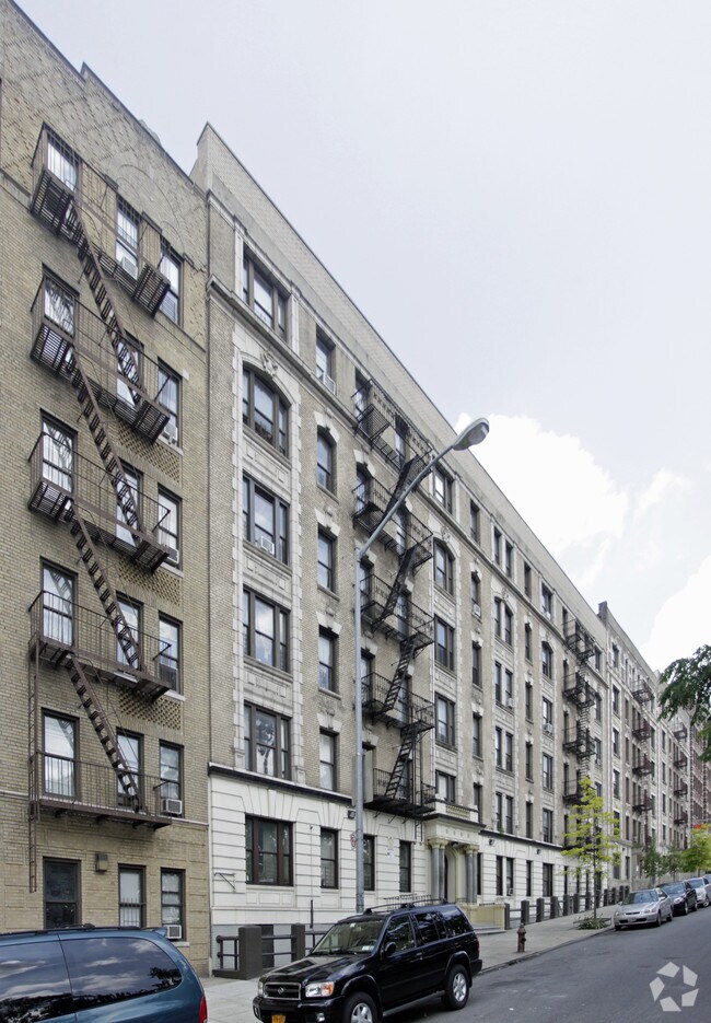 281 Edgecombe Ave, New York, NY 10031