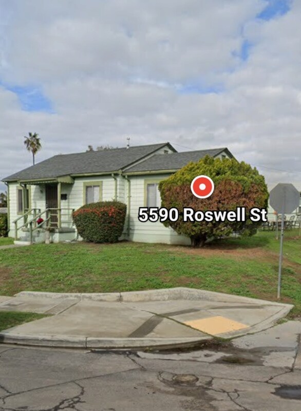 5590 Roswell St, San Diego, CA 92114