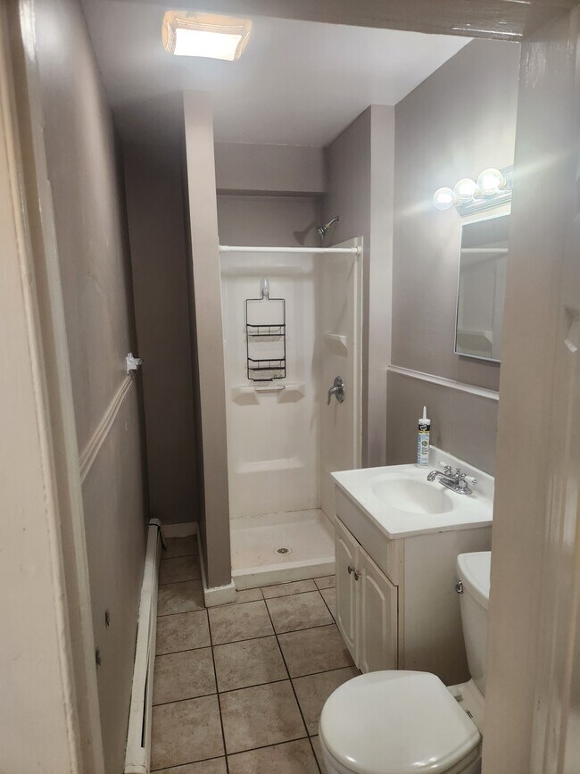 11 Fairview Ave unit 2, Poughkeepsie, NY 12601 - photo 3