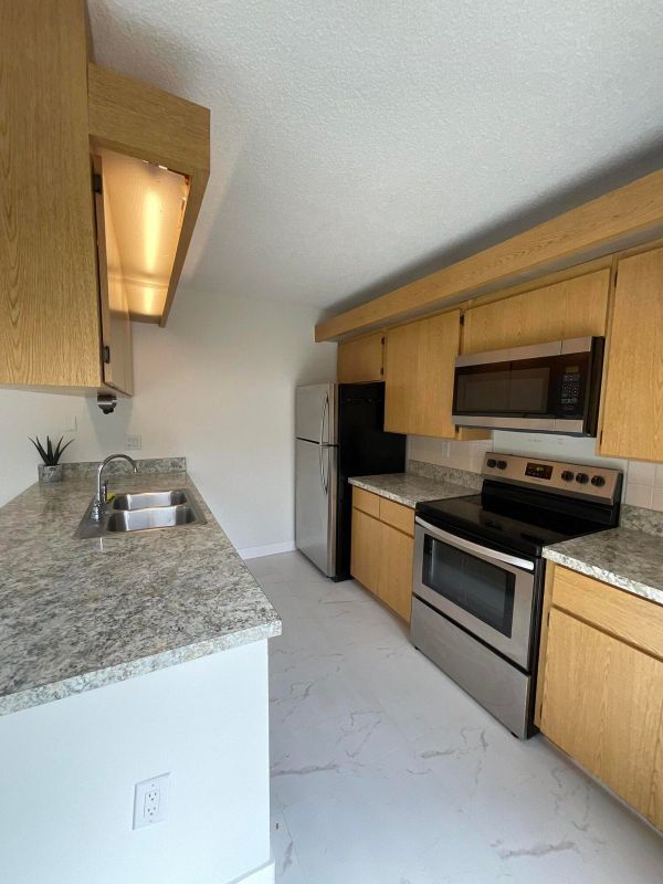 7420 74th Way, West Palm Beach, FL 33407 - photo 1