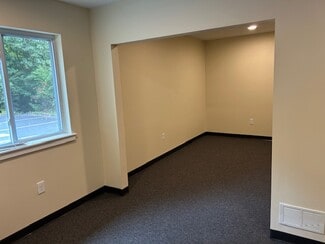 95 Quarry St Unit 1, Willimantic, CT 06226