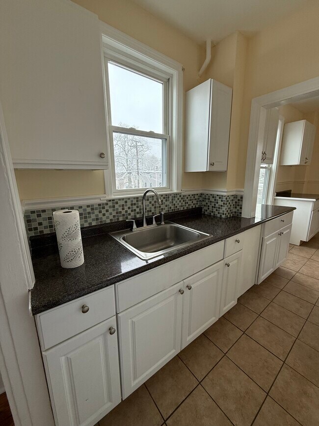730 Summer St unit 2, Lynn, MA 01905 - photo 6