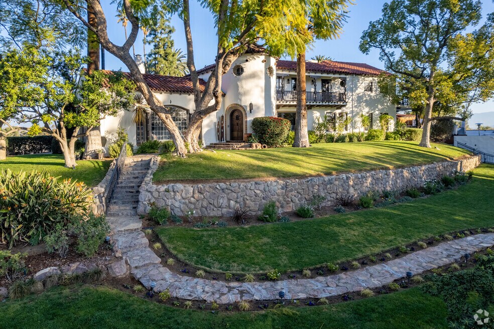 Victoria_509966_MF_081425_V1