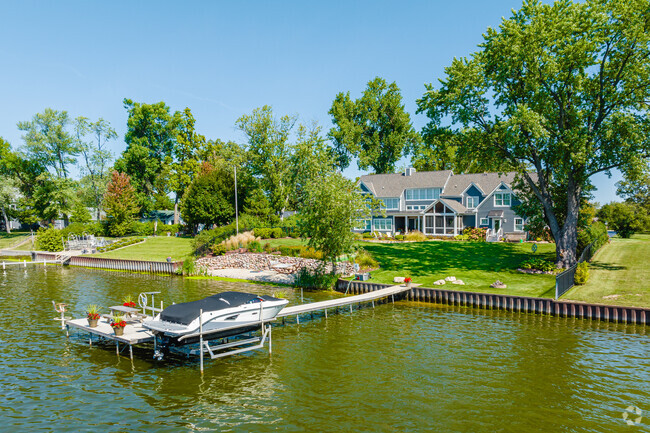 Many lakefront homes in Heron Harbor have their own private docks.