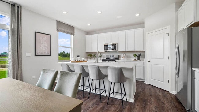 960 Sapphire Ln, Montgomery, IL 60538 - photo 4