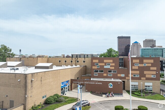 River's Edge Montessori is part of the Dayton Public School District.