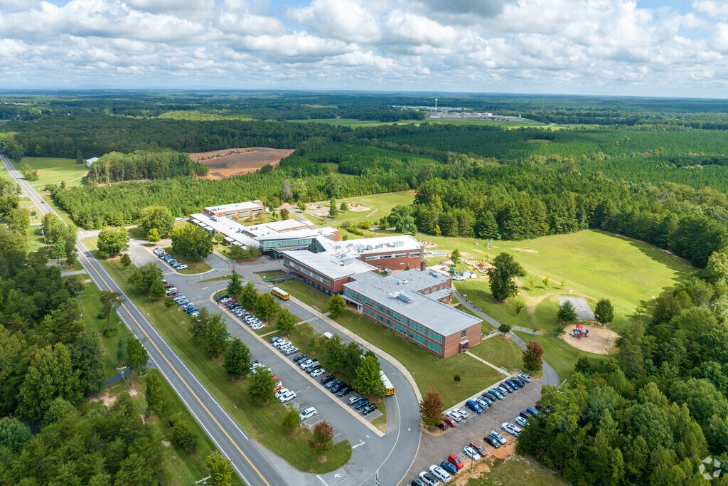 Buckingham County Primary School