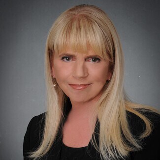 Jeanne McLoone-Johnson