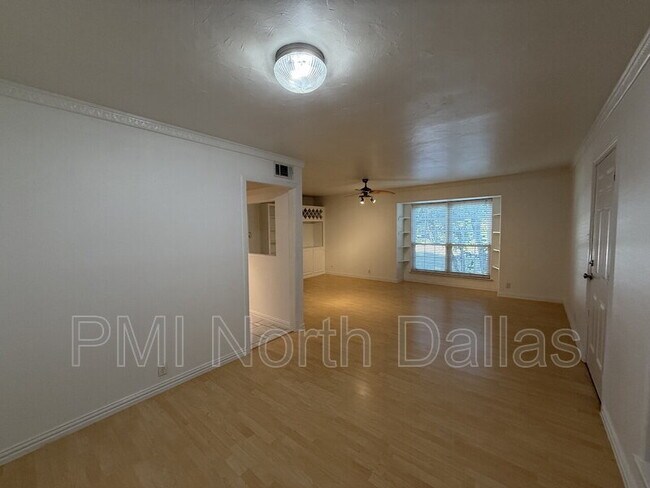 7904 Royal Ln unit 227, Dallas, TX 75230 - photo 6