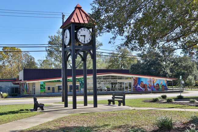 Bates residents use the services of the South Sumter Community Center.